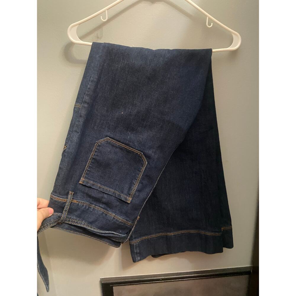 Est 1946 denim women’s dress jeans with belt size 8